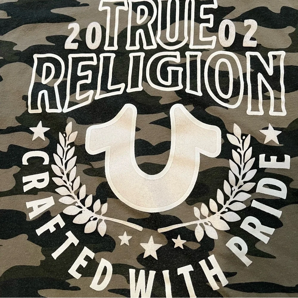 True Religion Mens Graphic Tee Camo Print White Logo Crew Neck, Sz XL